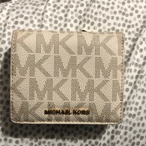 Michael kors wallet